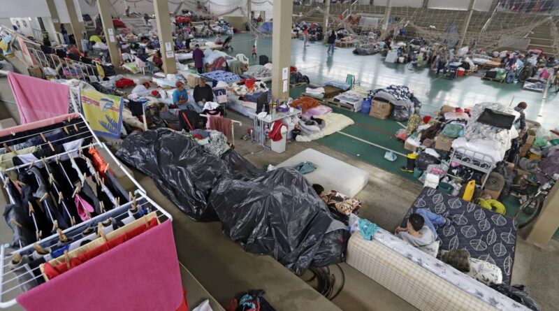 Oito em cada dez brasileiros já apoiaram vítimas de eventos climáticos