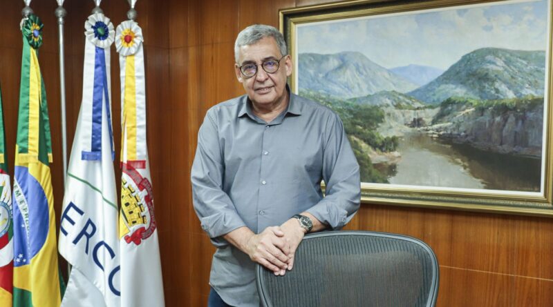 Porto Alegre: "Não se faz casa da noite para o dia", diz prefeito