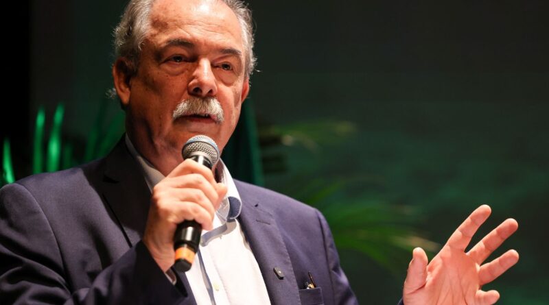 Presidente do BNDES propõe taxar bets para aumentar arrecadação