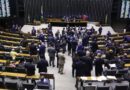 Projeto que aumenta número de deputados para 531 tem urgência aprovada