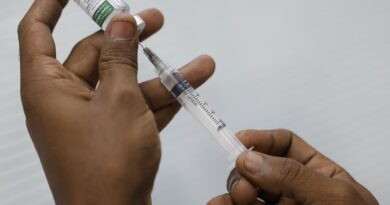 Rio retoma nesta quarta-feira vacinação atualizada contra covid-19