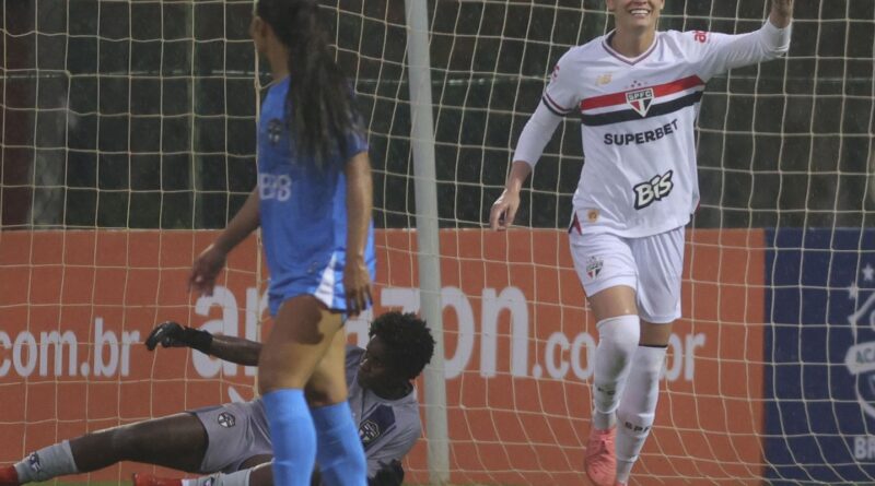 São Paulo goleia para assumir 3ª colocação do Brasileiro Feminino