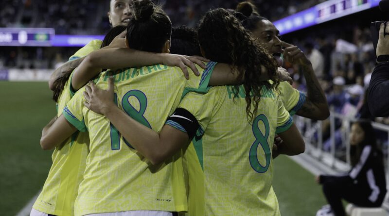 Seleção feminina será convocada na terça para amistosos contra o Japão