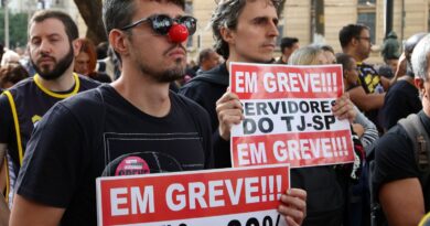 Servidores da Justiça de SP suspendem greve