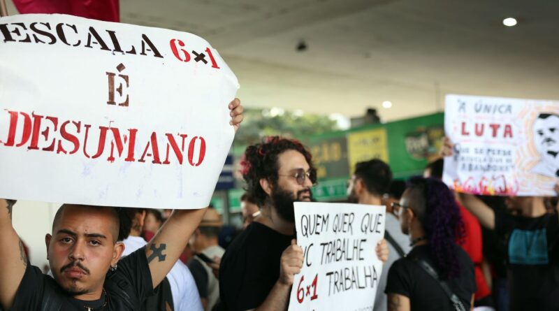Trabalhadores pressionam por debate da redução da jornada no Congresso