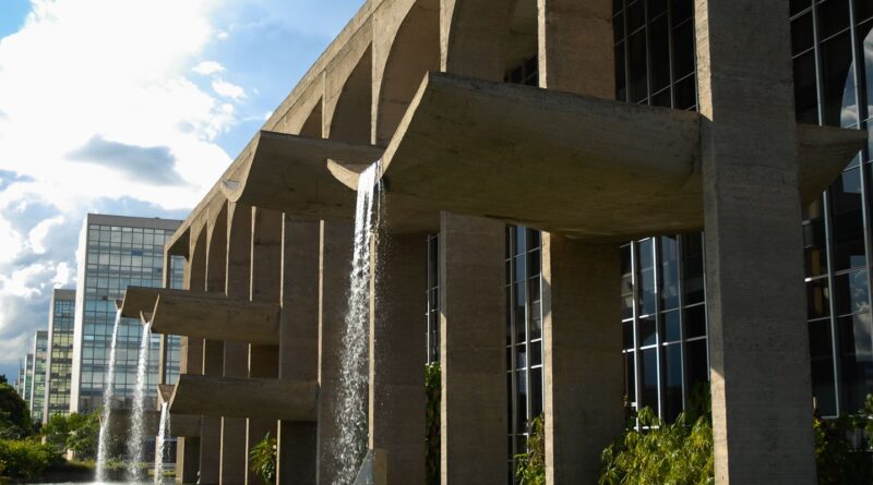 UnB e Ministério da Justiça monitoram desaparecimento de aluna de Gana