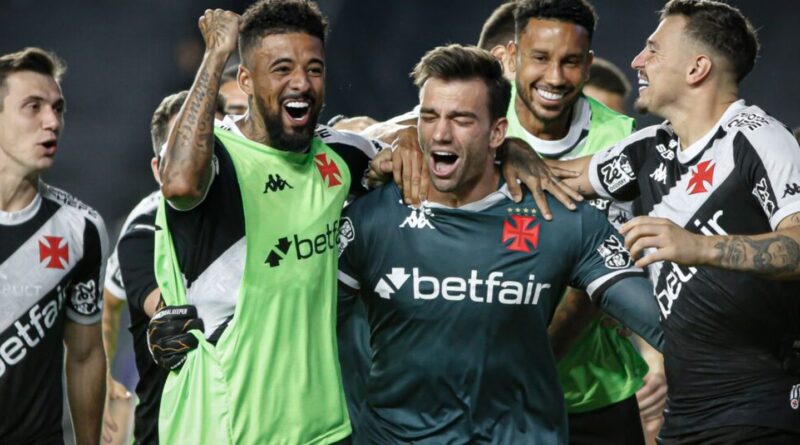 Vasco supera Operário nos pênaltis e segue vivo na Copa do Brasil