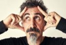 Vocalista do System of a Down, Serj Tankian lança livro explorando arte, música e ativismo