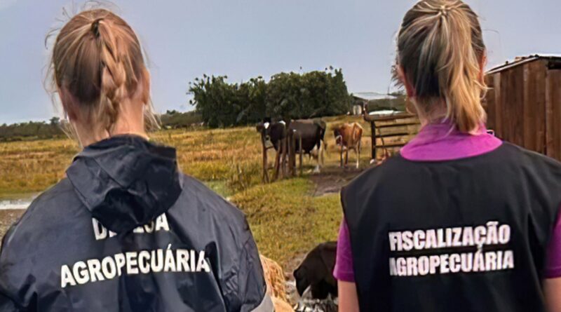 Zoológico de Brasília é fechado após suspeita de gripe aviária
