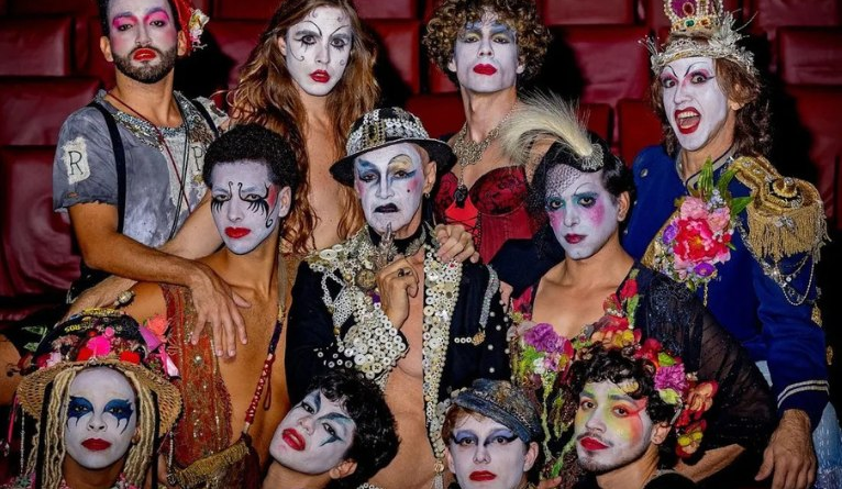 A irreverência de Dzi Croquettes (agora Sem Censura)