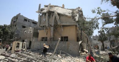 Ataques aéreos de Israel matam 45 pessoas em Gaza