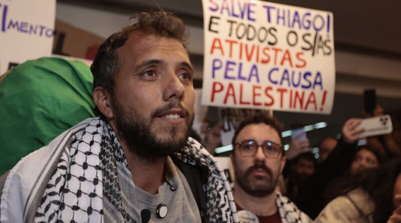 Ativistas preparam "missão maior" à Faixa de Gaza, diz Thiago Ávila