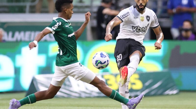 Botafogo e Palmeiras abrem oitavas de final do Mundial de Clubes