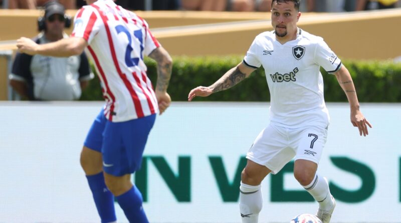 Botafogo perde, mas avança para oitavas da Copa do Mundo de Clubes