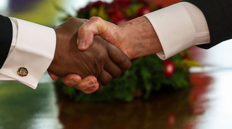 Brasil e Angola buscam diversificar comércio além do petróleo e agro