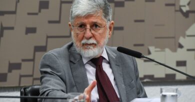 Brasil estuda medidas para romper relações militares com Israel