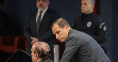 Cid diz que entregou dinheiro em sacola a pedido de Braga Netto