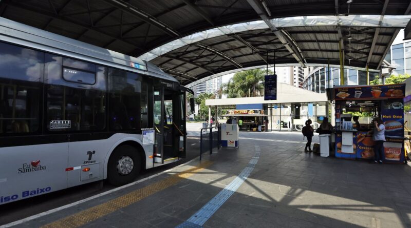 Circulação de ônibus em SP é normalizada após ataques no fim de semana