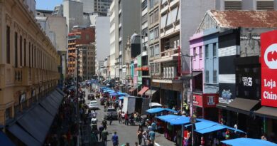 Comércio paulista fechou 3 mil vagas em março, diz FecomércioSP