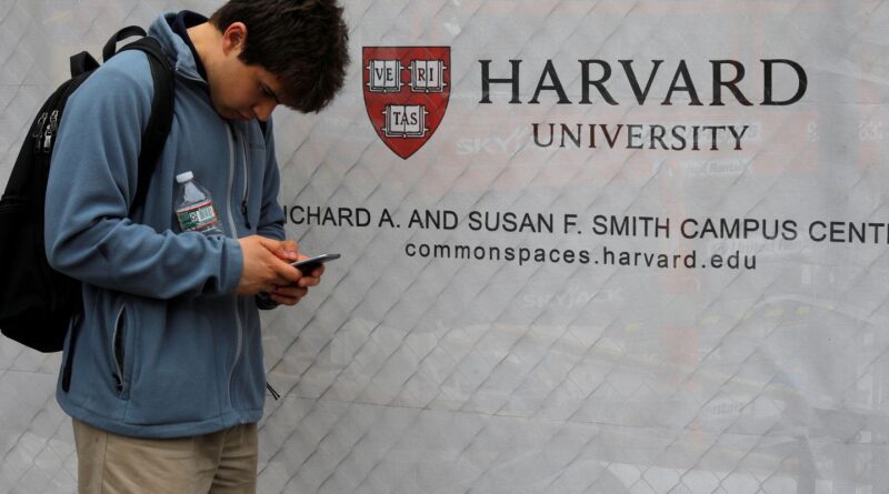 Departamento de Estado dos EUA retoma vistos de estudantes de Harvard
