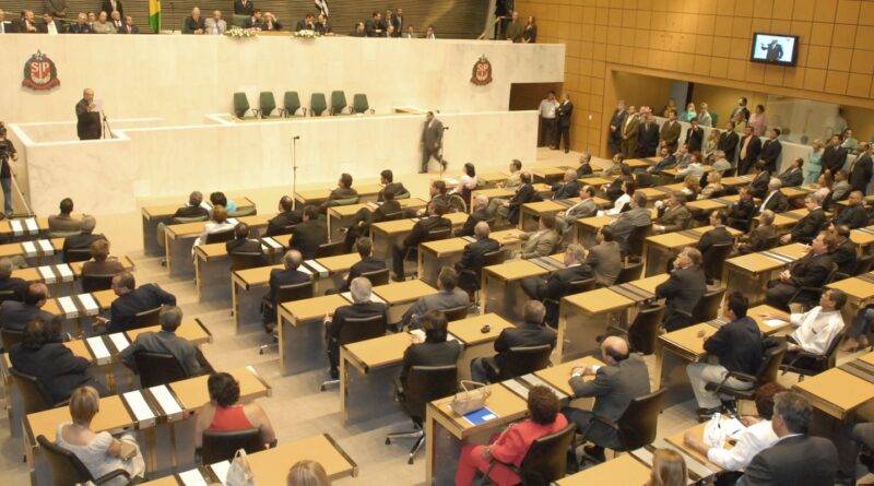 Deputadas estaduais paulistas são ameaçadas de morte