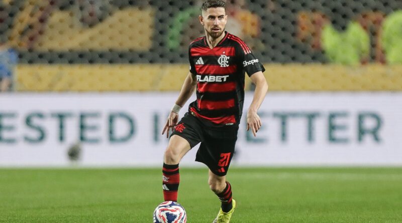 Flamengo encara Bayern por vaga nas quartas do Mundial