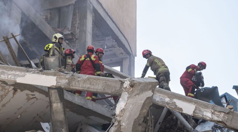 Irã diz que não haverá negociações nucleares sob fogo israelense