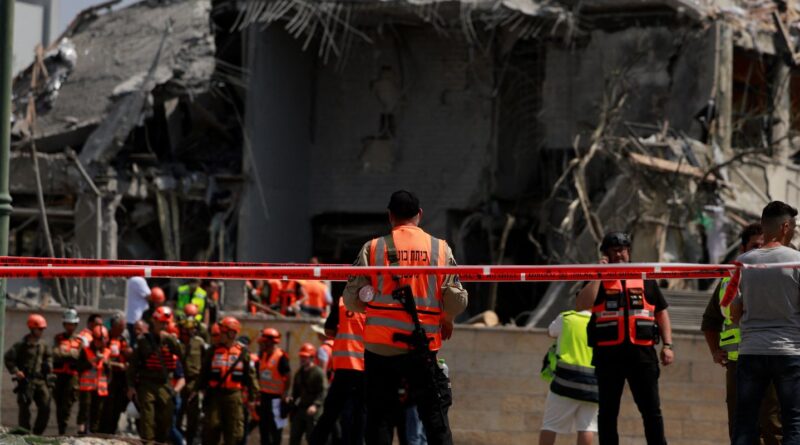 Iranianos saem abalados e israelenses mais agressivos, diz professor