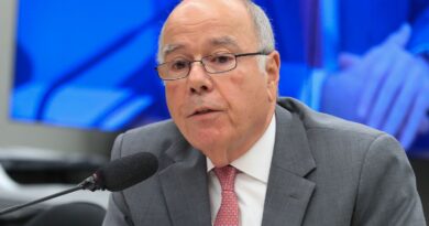 Itamaraty tenta retirada de políticos brasileiros via Jordânia