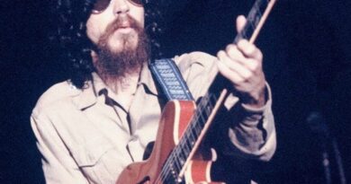 Maluco Beleza, Raul Seixas atravessa gerações com temas da juventude