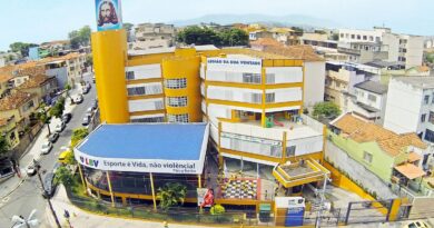 Menina de 13 anos é baleada em escola na zona norte do Rio