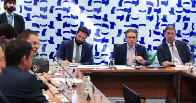 Mesmo reeditado, Câmara pauta urgência para derrubar decreto de IOF