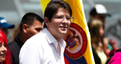 Miguel Uribe mostra sinais de melhora neurológica após ser baleado