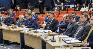 Moraes nega pedido de Bolsonaro para exibir vídeos em interrogatório