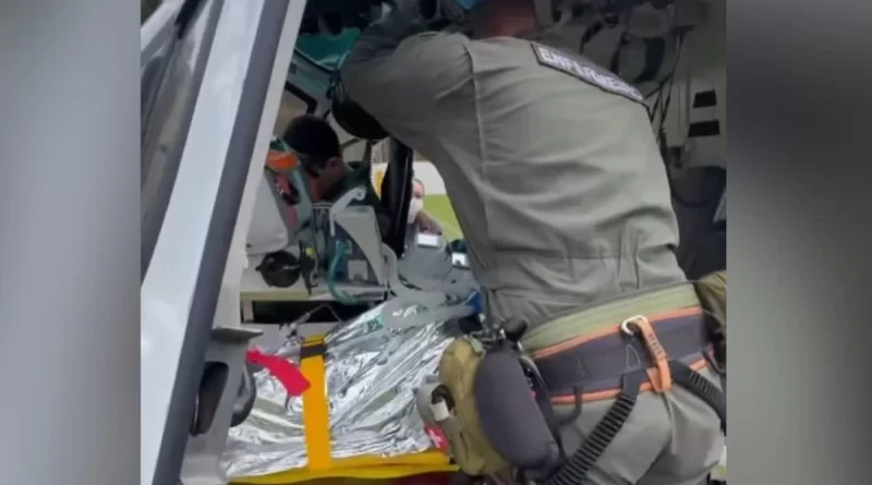 Mulher é socorrida de helicóptero após sofrer queimaduras pelo corpo em Vila Valério – Portal Momento