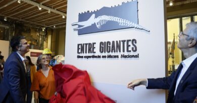 Museu Nacional do Rio reabre para exposição sete anos após incêndio