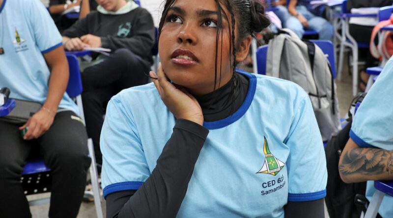 Pé-de-Meia: nascidos em setembro e outubro recebem parcela de R$ 200