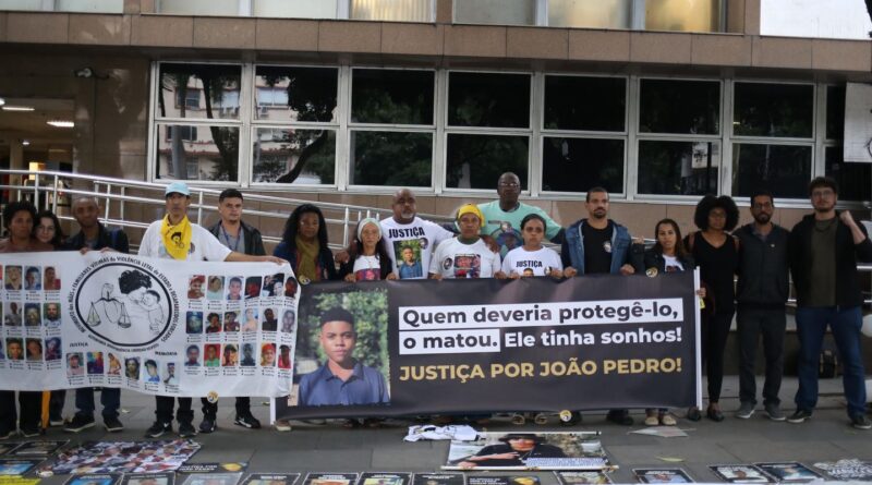 Policiais acusados da morte do menino João Pedro vão a júri popular