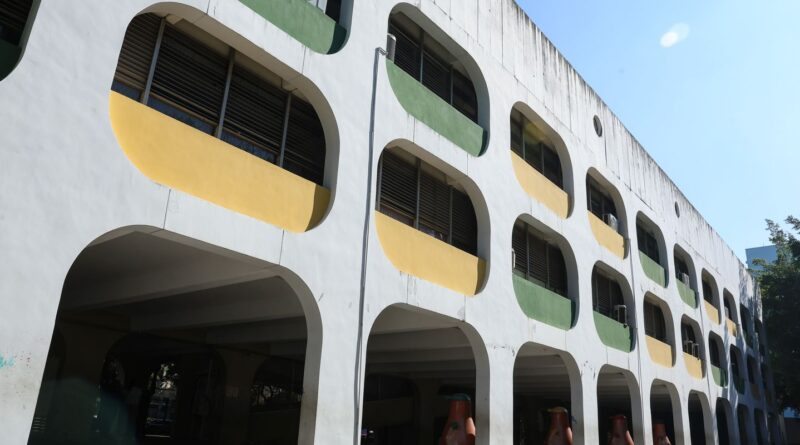 Prefeitura do Rio tomba 14 Cieps por importância histórica