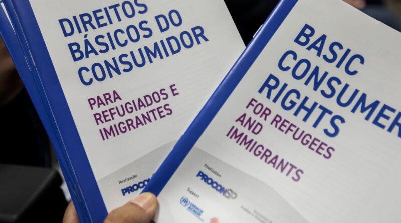 Procon lança cartilha sobre direitos do consumidor para refugiados