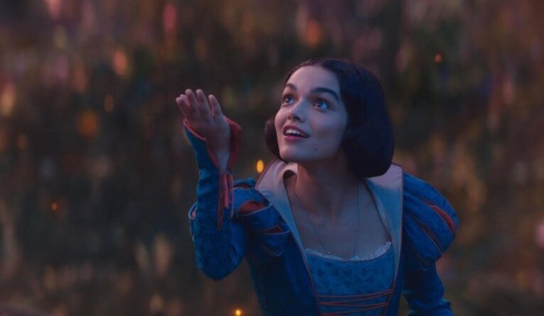 Rachel Zegler cita filme brasileiro como um dos melhores do século