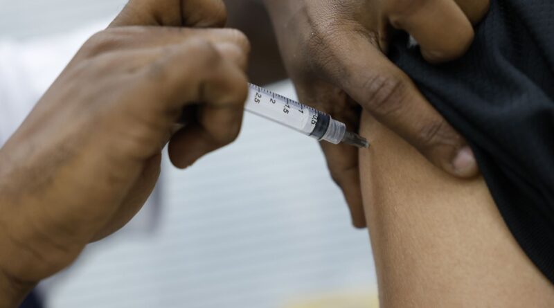 Rio alerta para vacinação contra Síndrome Respiratória Aguda Grave