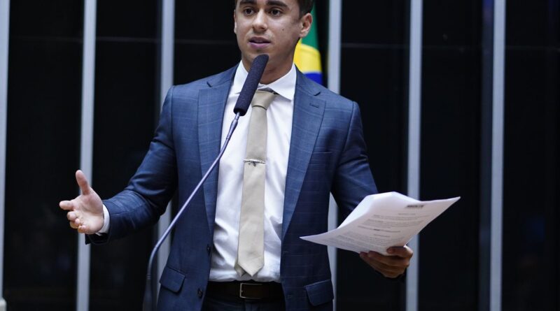 STJ mantém condenação de Nikolas por transfobia contra Duda Salabert