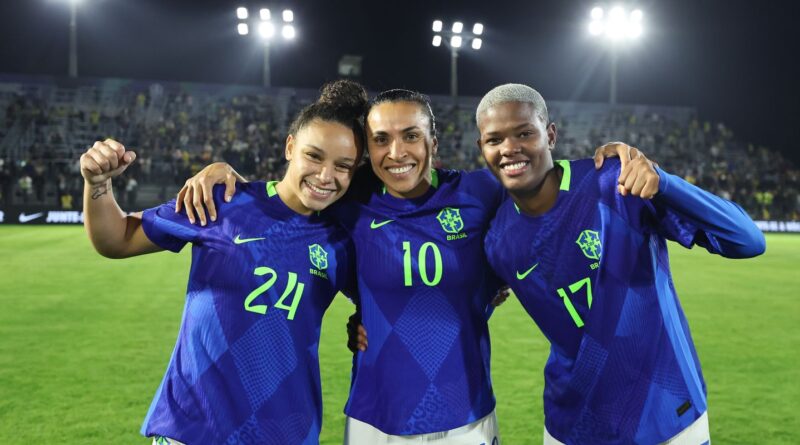 Seleção feminina assume quarta posição do ranking da Fifa