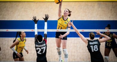 Seleção feminina de vôlei sofre, mas bate Canadá na Liga das Nações