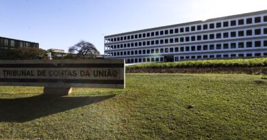 TCU aprova com ressalvas contas do governo Lula de 2024