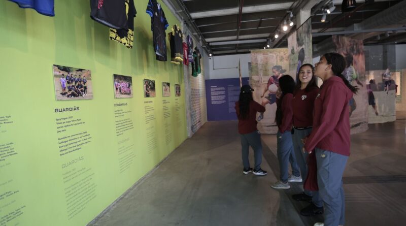 Time da base do SP comemora conquista no Campeonato Feminino