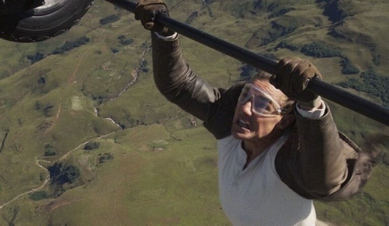Tom Cruise entra para o Guinness Book com cena de ‘Missão: Impossível 8’