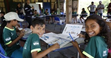 "Z de zangão": projeto aproveita vivências para alfabetizar no mangue