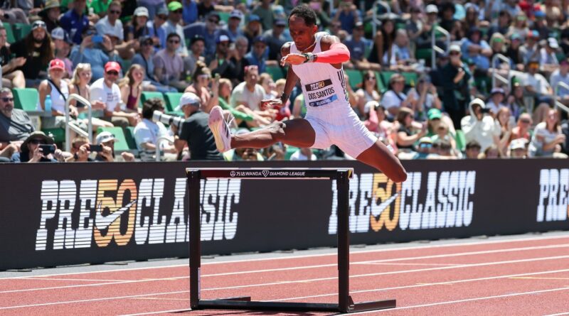 Alison dos Santos supera campeão olímpico em palco de título mundial